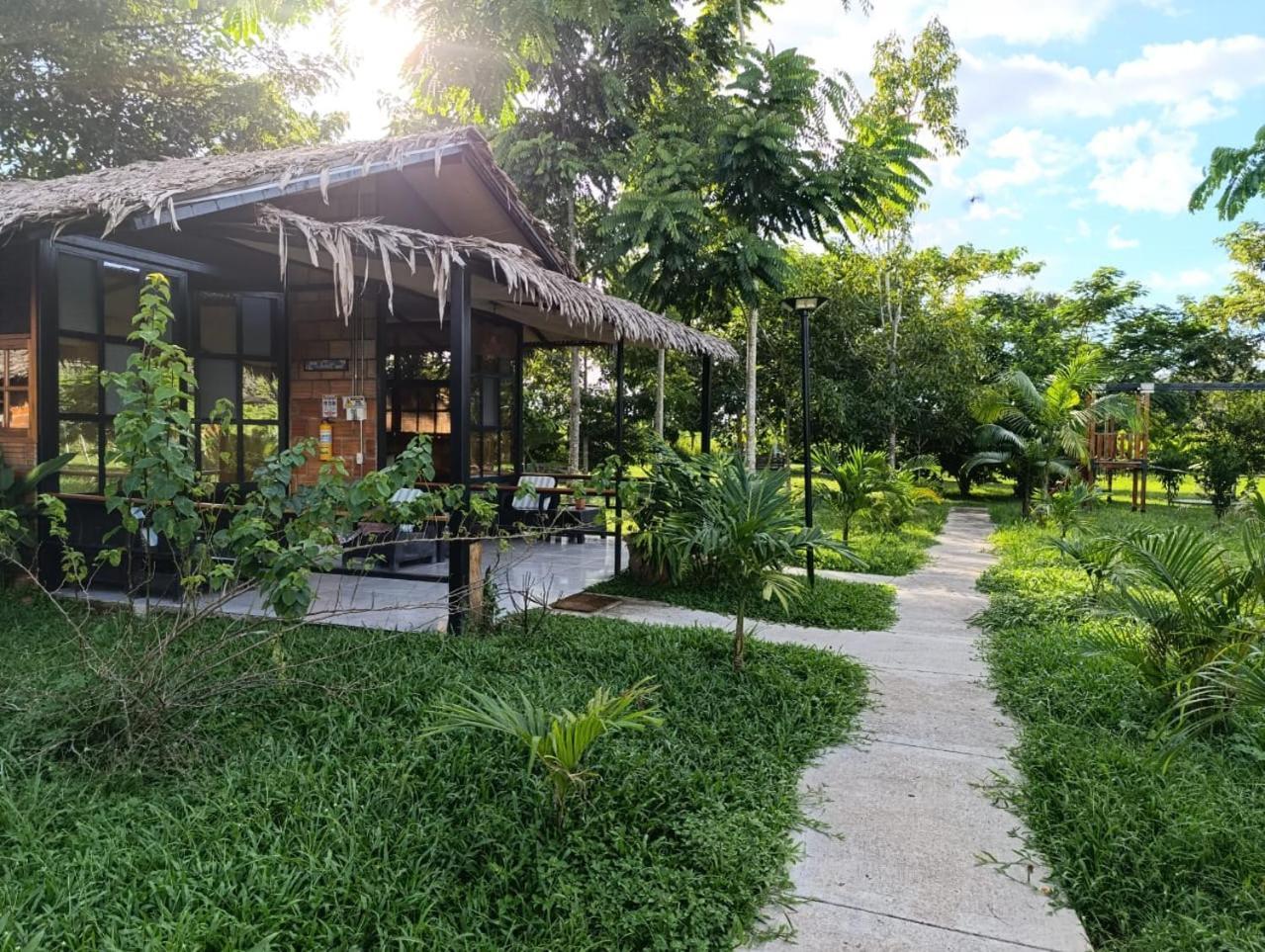 Hotel Boutique Villaliliana Leticia Exterior photo