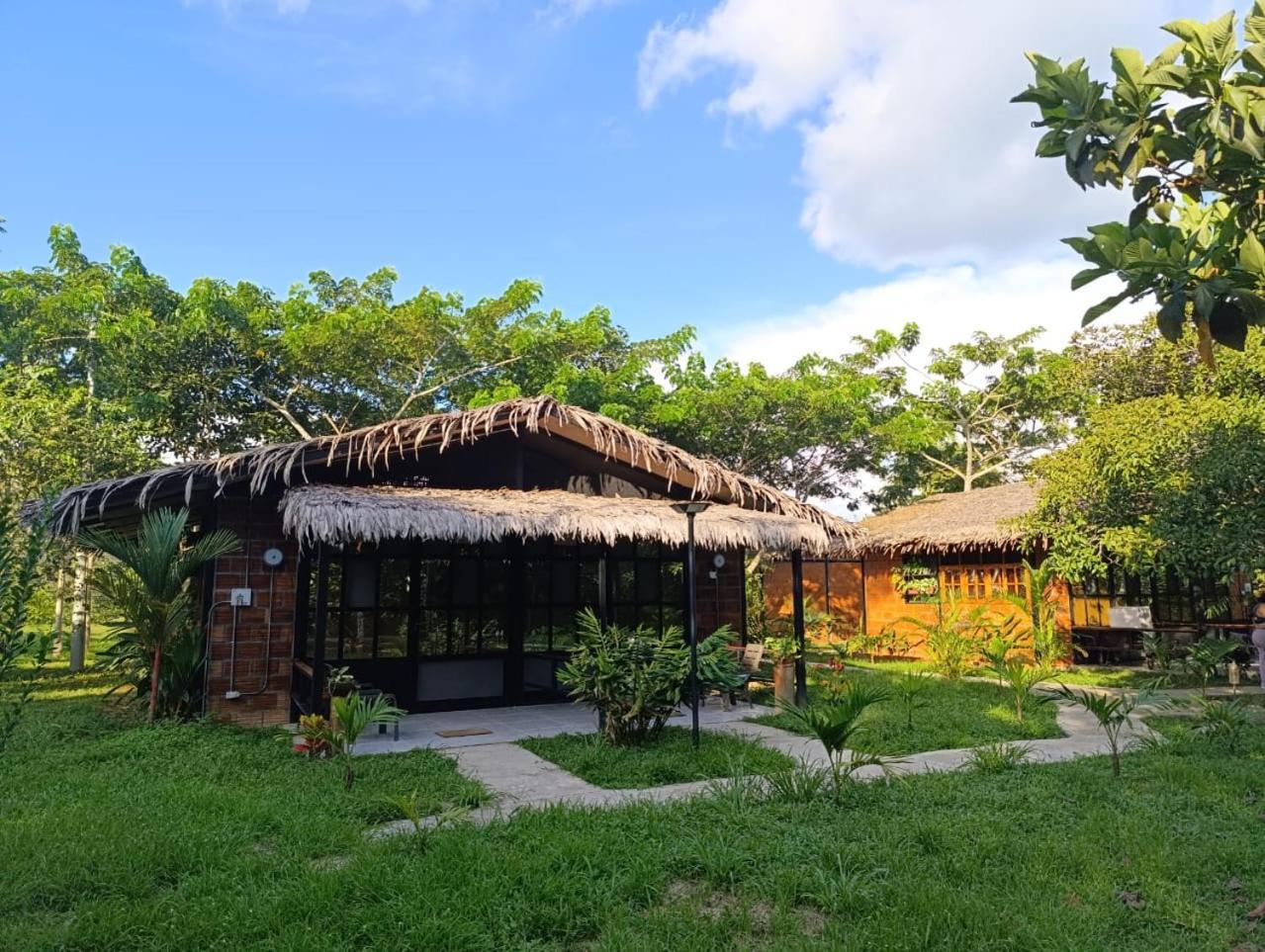 Hotel Boutique Villaliliana Leticia Exterior photo